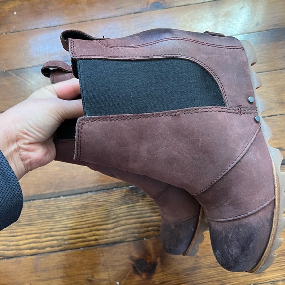 sorel wedge boot - Picture 3 of 9
